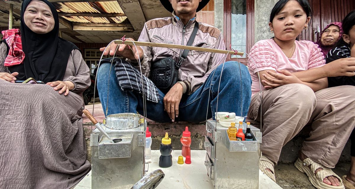 Viral Penjual Cuanki Mini Raup Keuntungan Rp100 Ribu Per Hari!