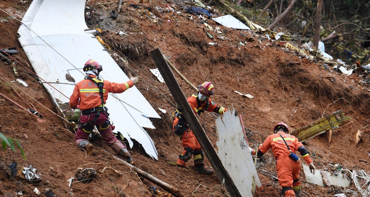 Pencarian Korban Pesawat China Eastern Masih Berlanjut