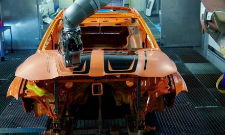 BMW Perkenalkan Teknologi Cat Bisa Hilangkan Goresan Halus