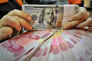 Nilai Tukar Rp17.300 Per Dollar AS, Pemerintah Darurat Ekonomi