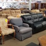 Thrift Furniture: Tren Perabot Bekas Pilihan Pasangan Muda