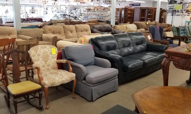 Thrift Furniture: Tren Perabot Bekas Pilihan Pasangan Muda