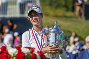 Pegolf Nomor 1 Dunia Nelly Korda Sukses Angkat Trofi Juara