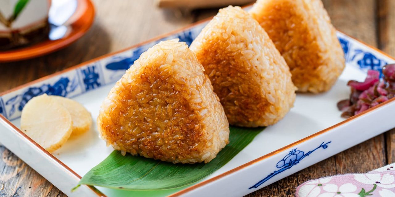Yaki Onigiri Jepang, Street Food Tokyo Beraroma Mentega Shoyu