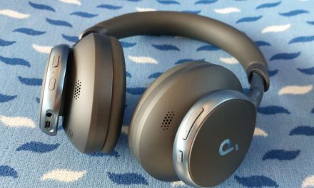 Anker Soundcore Space One Pro Laris Berkat Desain Lipat Tiga