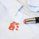 Trik Hilangkan Noda Lipstik Di Baju Putih Pakai Alkohol Dan Kapas