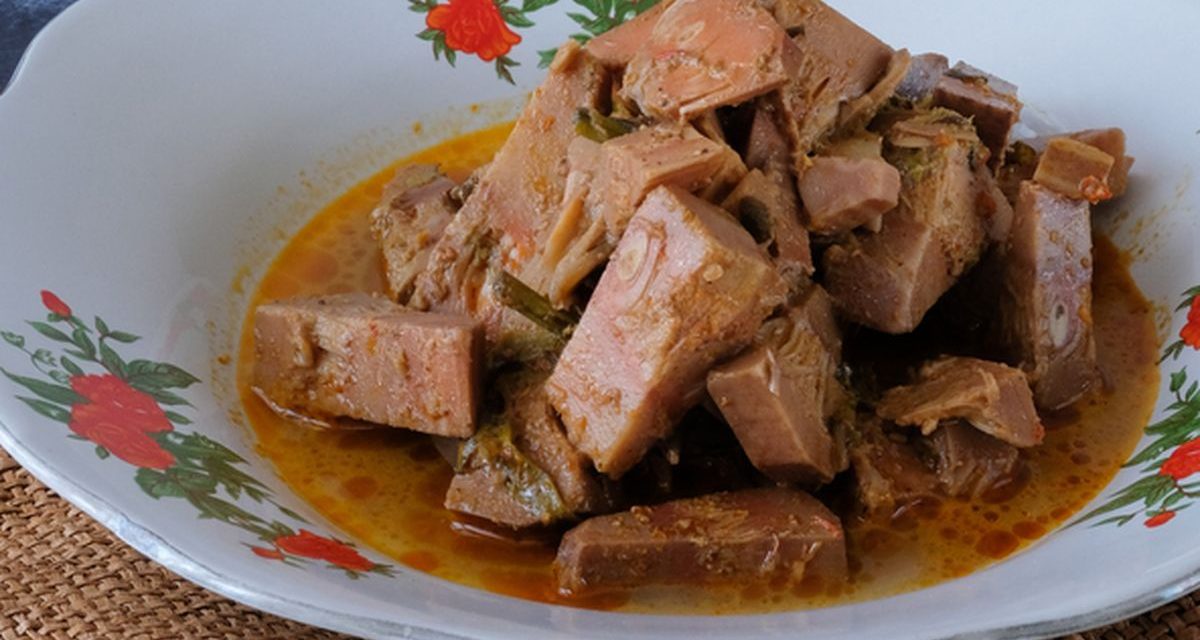Gulai Cubadak Padang: Olahan Nangka Muda Berkuah Kental