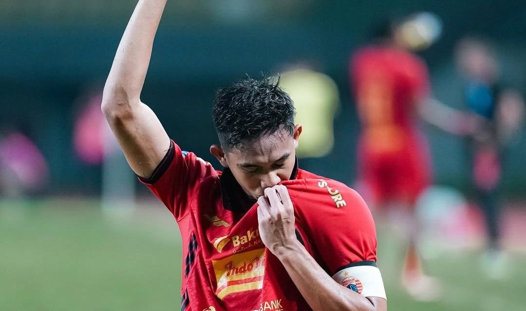 Rizky Ridho Potong Umpan Silang Musuh Sepanjang Laga