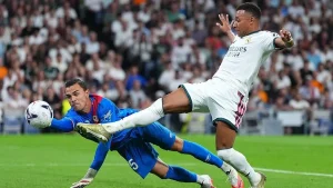 Emil Audero Tampil Catatkan 7 Penyelamatan Lawan Real Madrid