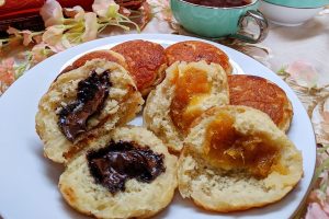 Kue Khamir Pemalang: Penganan Pipih Bulat Empuk Teman Teh