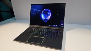 Dell Alienware m16 R2 Boyong Intel Core Ultra Dan RTX 4070